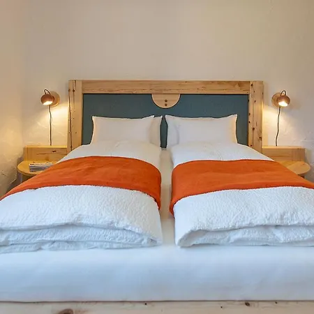 Ecologie 4* غروندلسي