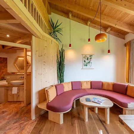 Ecologie アパートホテル