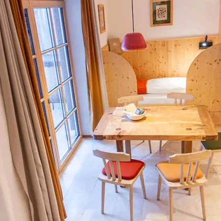 アパートホテル Ecologie 4*