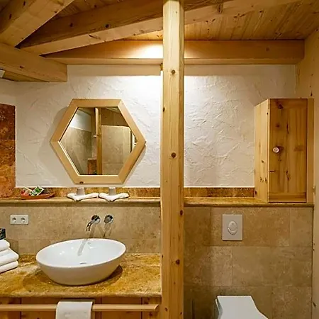 Ecologie Aparthotel 4*